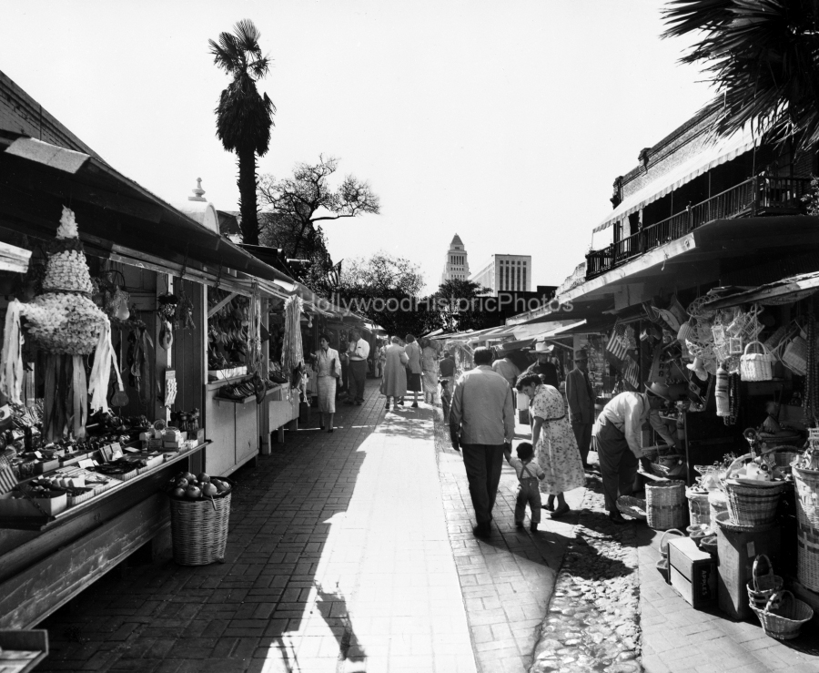 Los Angeles Plaza 1955 1 Olvera St.jpg